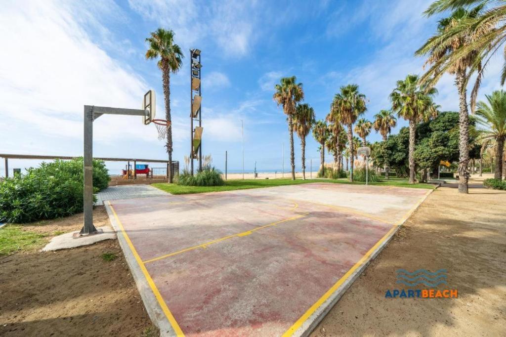 Apartbeach Novelty Climatizado Y Vistas Playa Salou Eksteriør bilde
